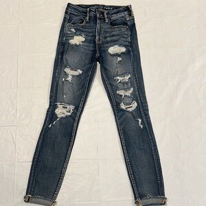 American Eagle Outfitters Women's Distressed Blue Jeans